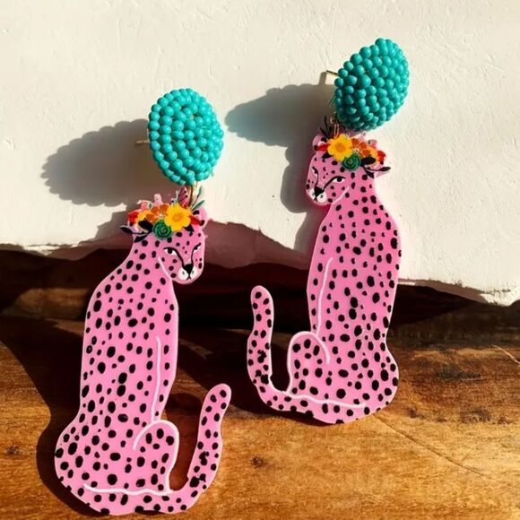 14k PINK LEOPARD cute fun Whimsical novelty kawaii earrings - Picture 4 of 6